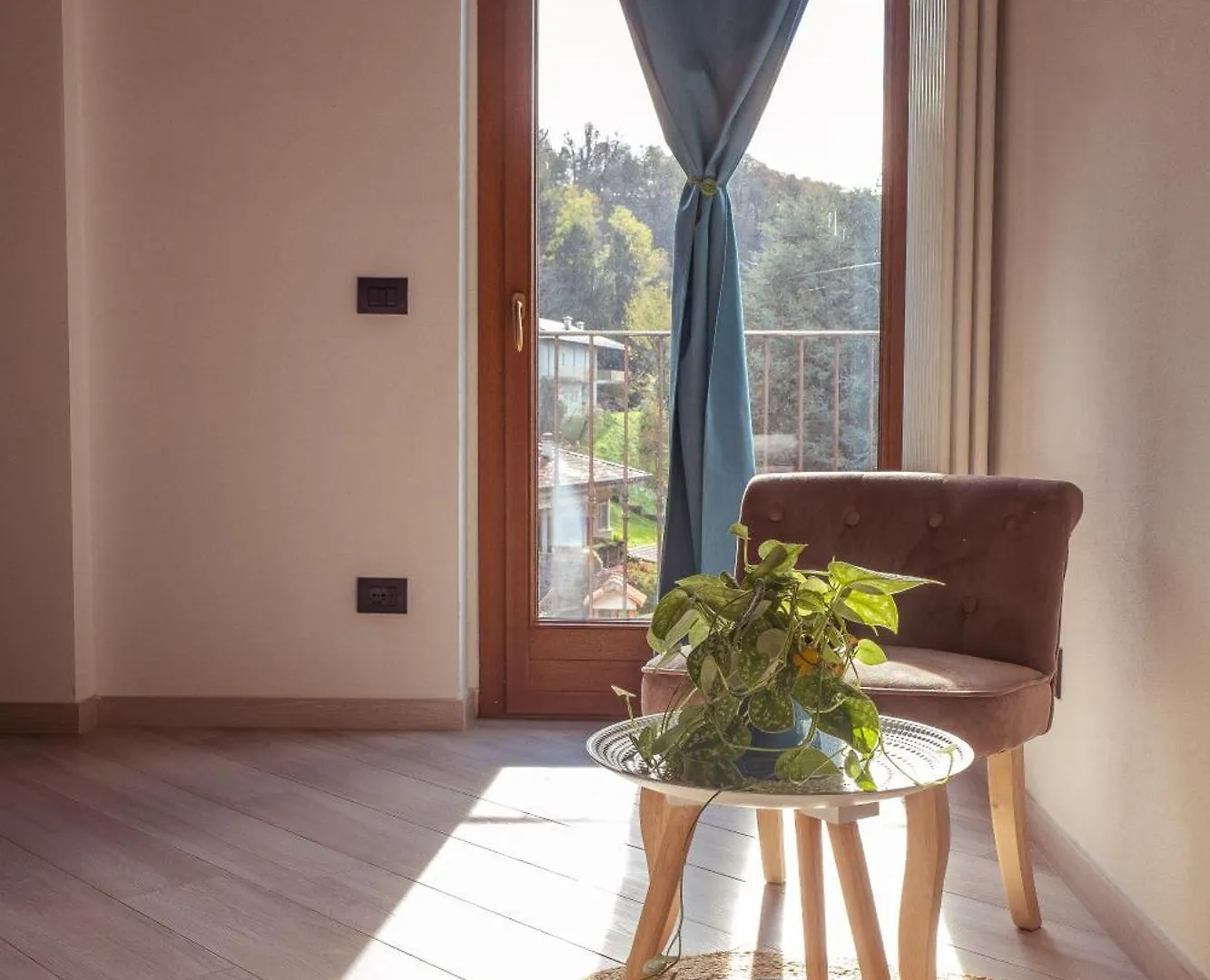 Larius Apartment - Como Lake View Mandello del Lario